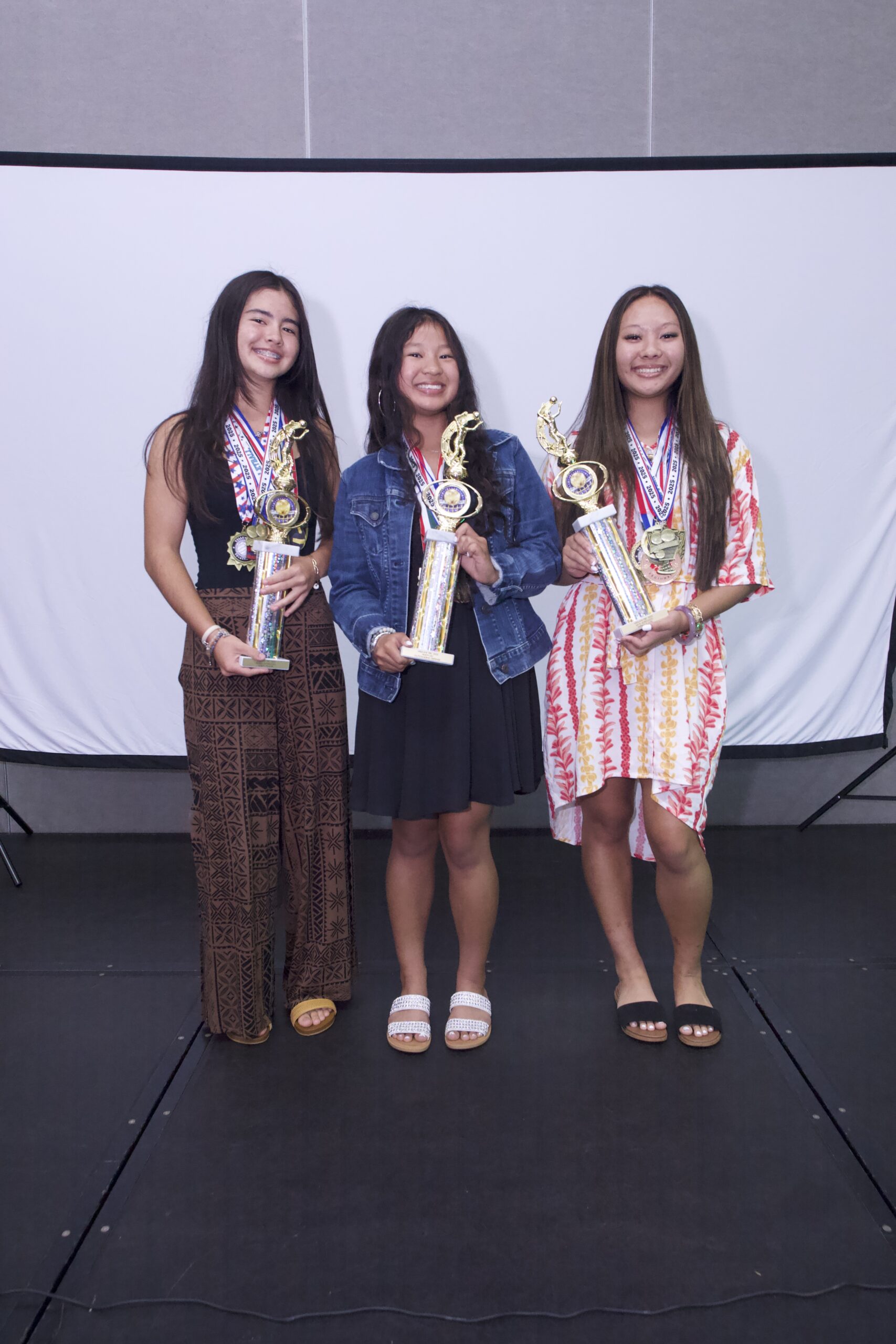 25MVC14_awards